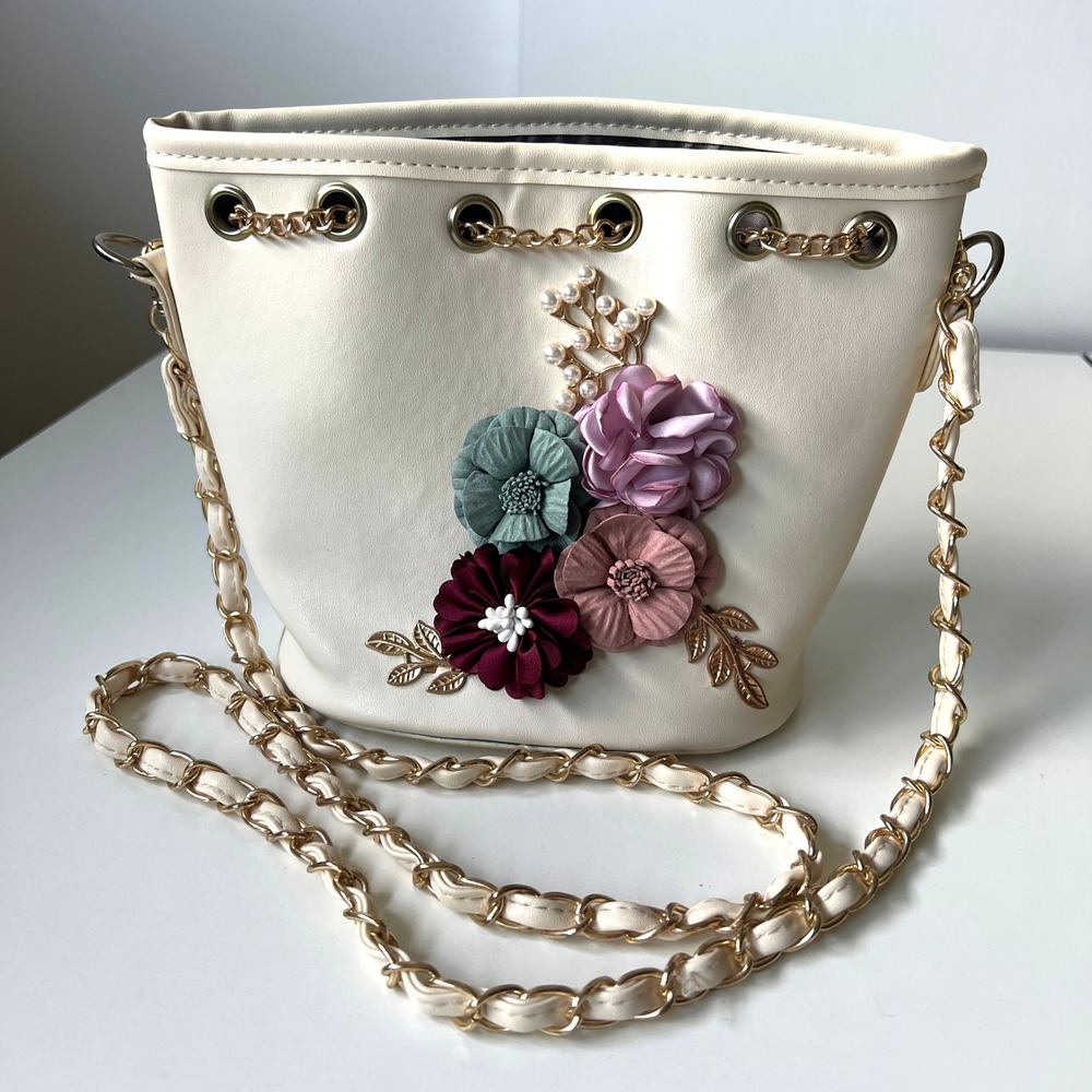 Floral Faux Leather Bucket Bag Crossbody Purse Cream Gold Chain Boho Cottagecore